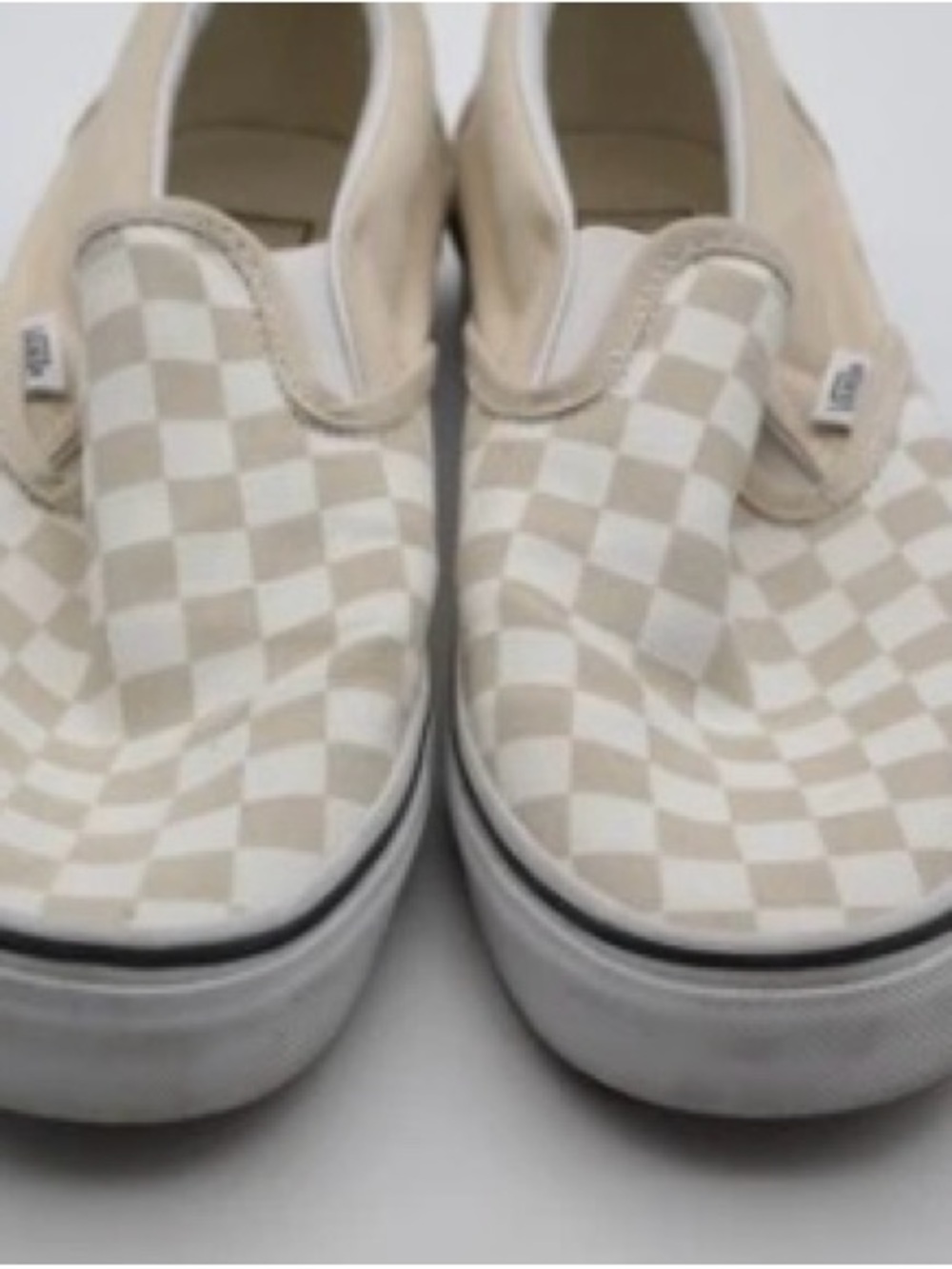 Vans Classic Slip-On Shoes
Checkerboard Men's Size 9 Beige
White Tan